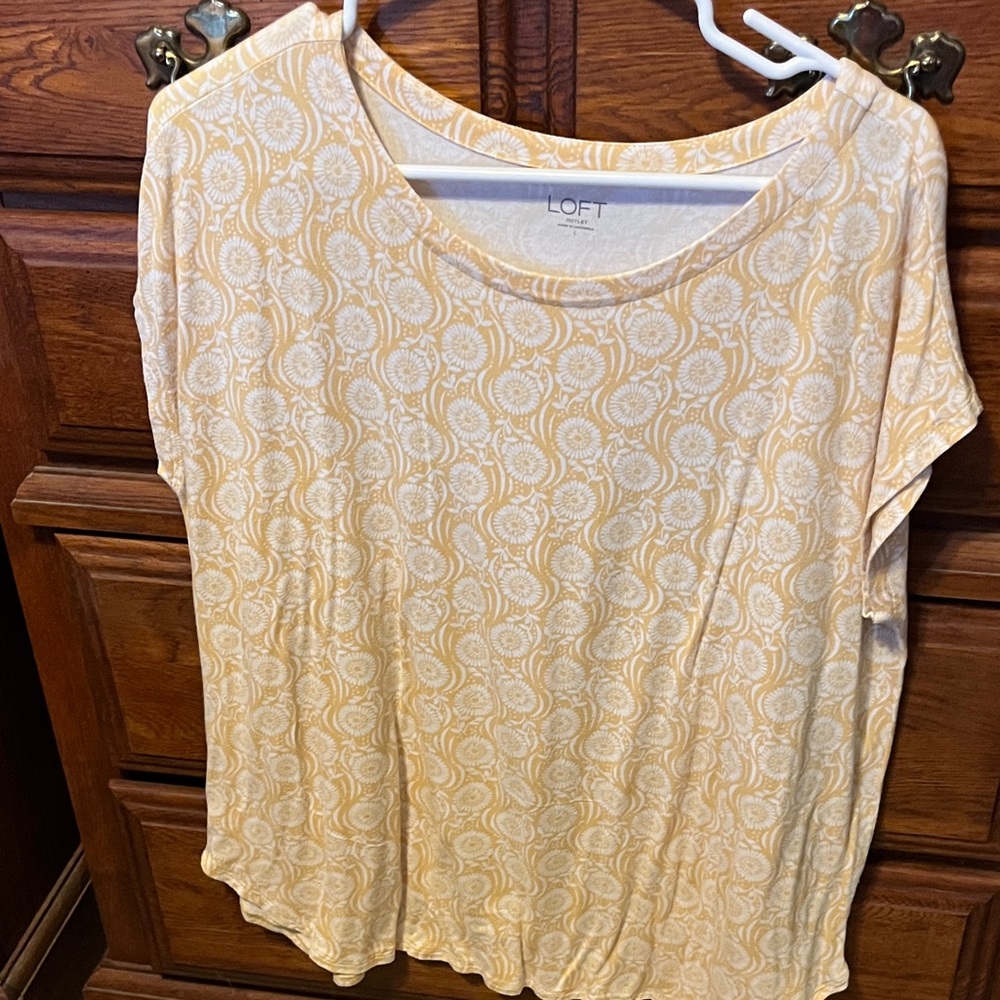 LOFT Women's Sunflower Print Short Sleeve Tee